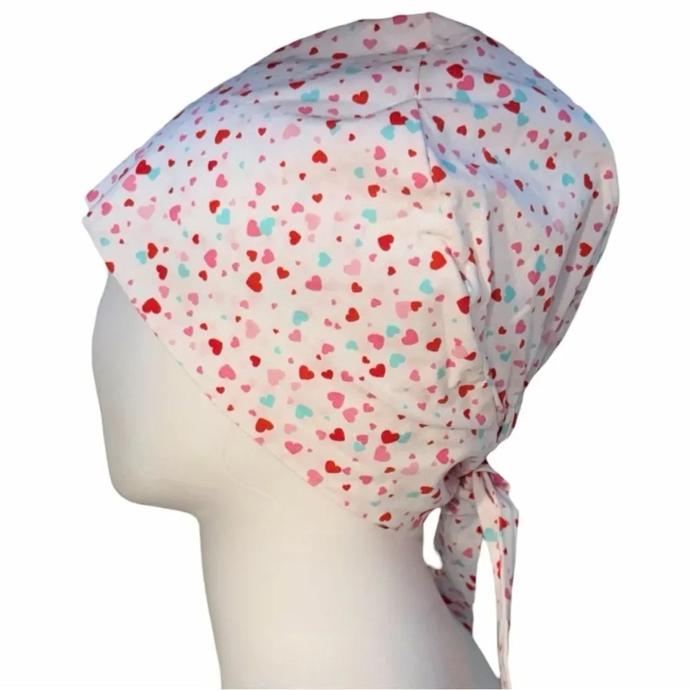 Euro Scrub Hat - White/Heart Print